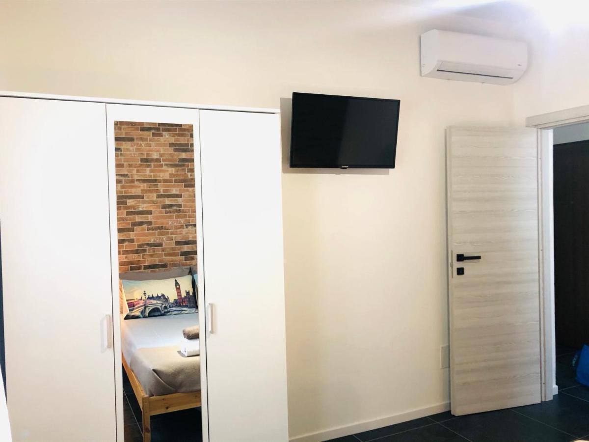 Blaxej, Nel Cuore Di Verona, Moderno Ed Elegante, 4 Posti Letto, Wi-Fi, Self Check In Apartment Екстериор снимка