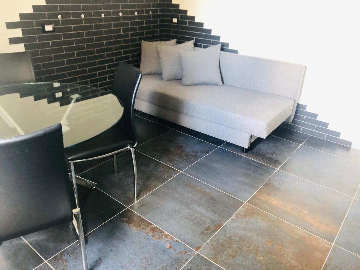 Blaxej, Nel Cuore Di Verona, Moderno Ed Elegante, 4 Posti Letto, Wi-Fi, Self Check In Apartment Екстериор снимка