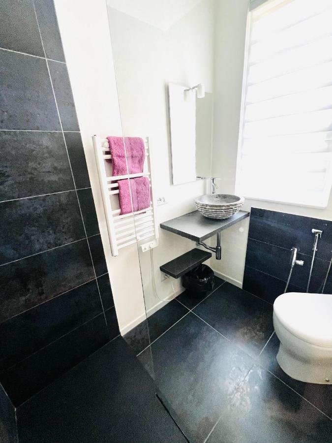 Blaxej, Nel Cuore Di Verona, Moderno Ed Elegante, 4 Posti Letto, Wi-Fi, Self Check In Apartment Екстериор снимка