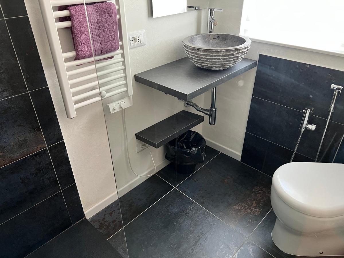Blaxej, Nel Cuore Di Verona, Moderno Ed Elegante, 4 Posti Letto, Wi-Fi, Self Check In Apartment Екстериор снимка